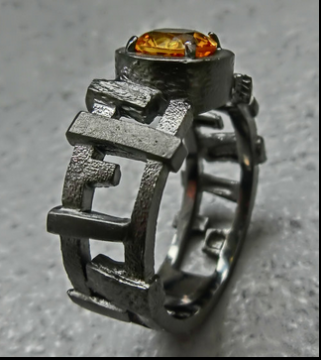 Мужское кольцо с желтым сапфиром черного золота  Авторская работа  Изготовление на заказ  Дизайнер Елена Колесник